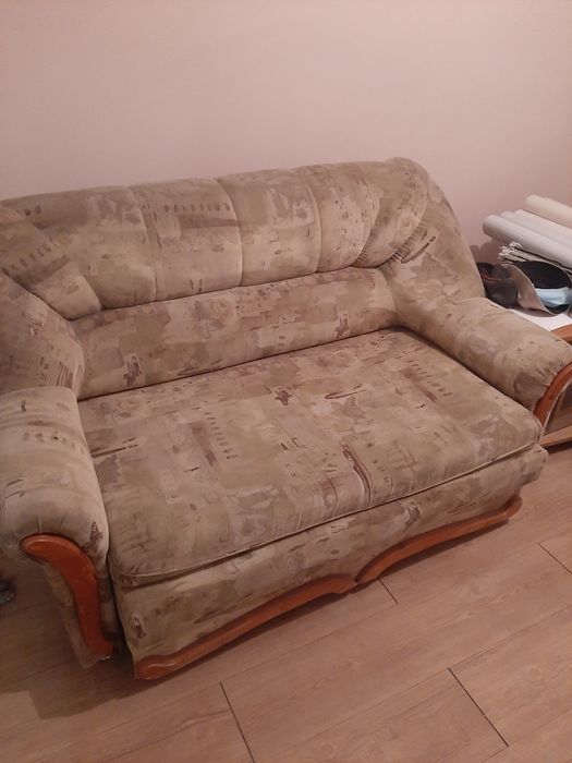 Диван 2х местный