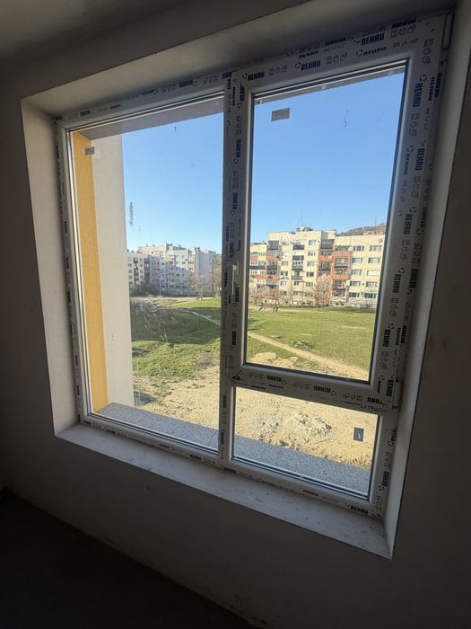 Тристаен апартамент в Благоевград,Еленово