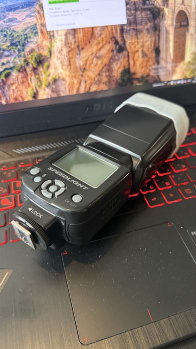 Вспышка универсальная