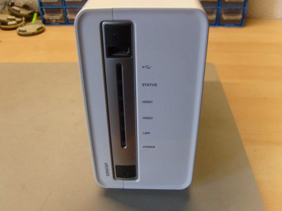 Мрежово прикачено хранилище NAS storage QNAP TS-212P