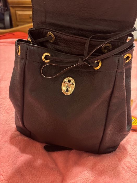 Ghiozdan piele naturala, nou, negru, cochet si elegant