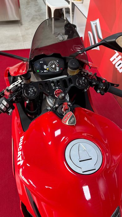 Ducati Panigale V2 2021 год