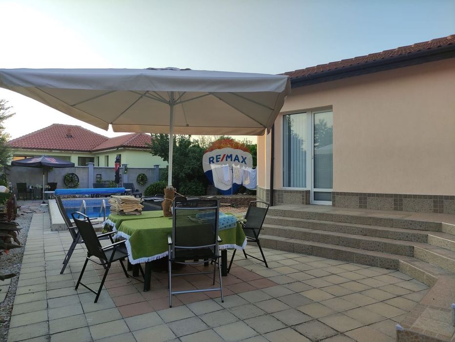 Продава се Къща в с. Гурково, Област Добрич - 150 кв.м за 1167 €/кв.м - Снимка #6