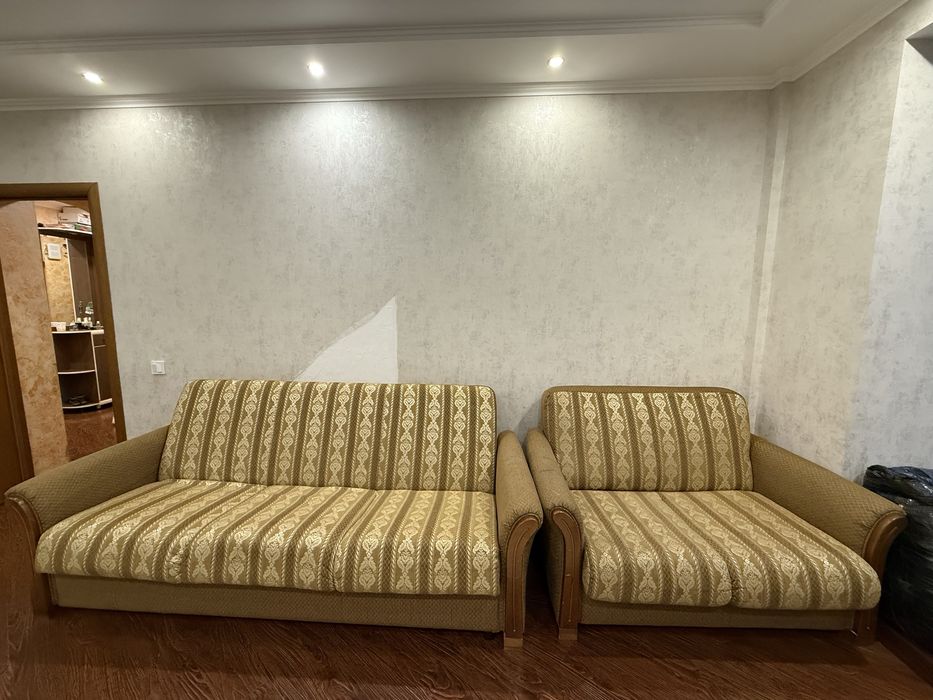 Диван,мини диван и кресло