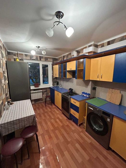 Продам квартиру Западный микрорайон