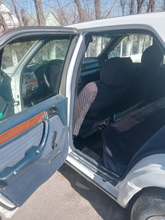 Мерс 124  обмен бар