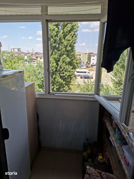 Propietar/Apartament cu 3 camere, curte