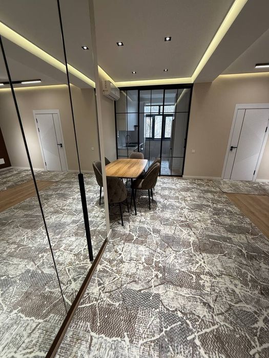 Продаётся квартира Чиланзар 13 квартал 2/2/9