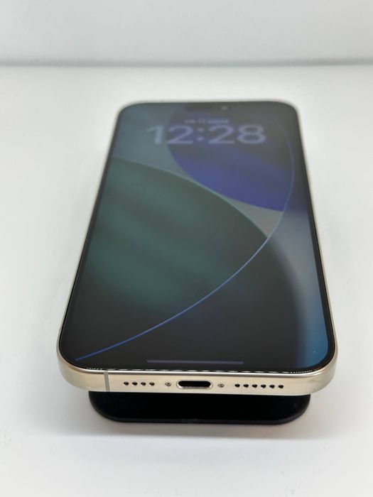 ip 15 pro max 256 gb 77%