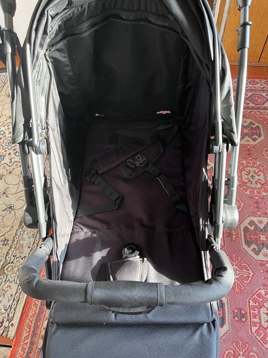 Продам коляску 25.000