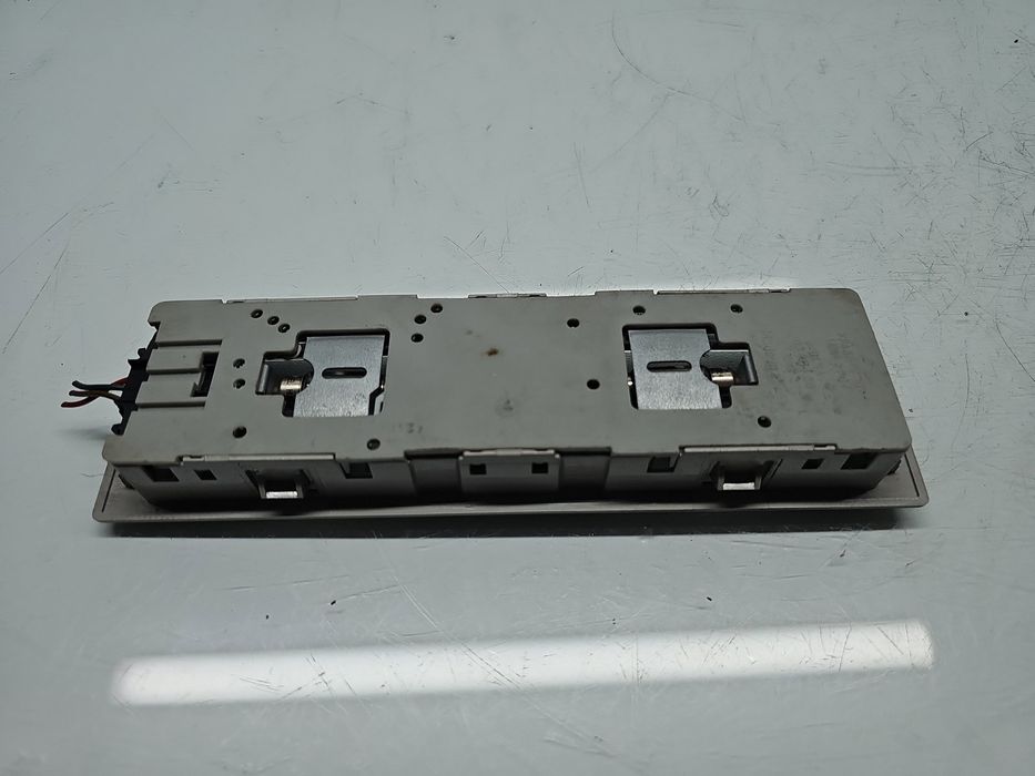 Plafoniera spate Volkswagen Touran (1T3) [Fabr 2010-2015] Facelift OEM