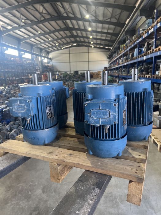 Фланцов ел.двигател 2.2/4 кВ 2900 оборота