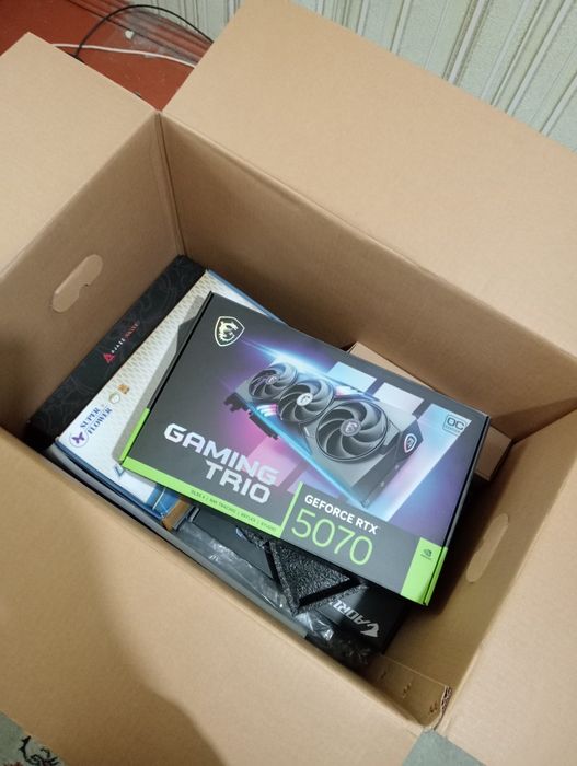 Продам Пк Ryzen 7800x3d rtx 5070