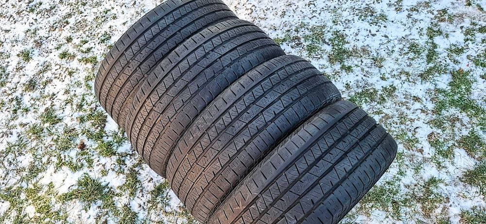 anvelope iarna 235/55 R17 - profil 5mm- 4 cauciucuri Continental