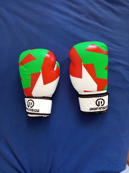 Боксови ръкавици Iron Inside