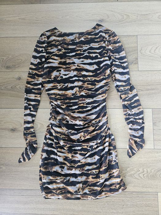 Rochie eleganta cu maneca lunga