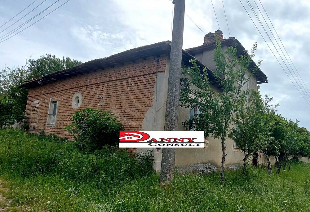 Къща за продажба в с. Овча могила