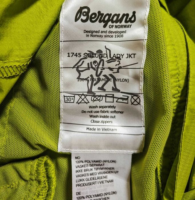 Bergans of Norway Solund Packable Дамско тънко яке размер L