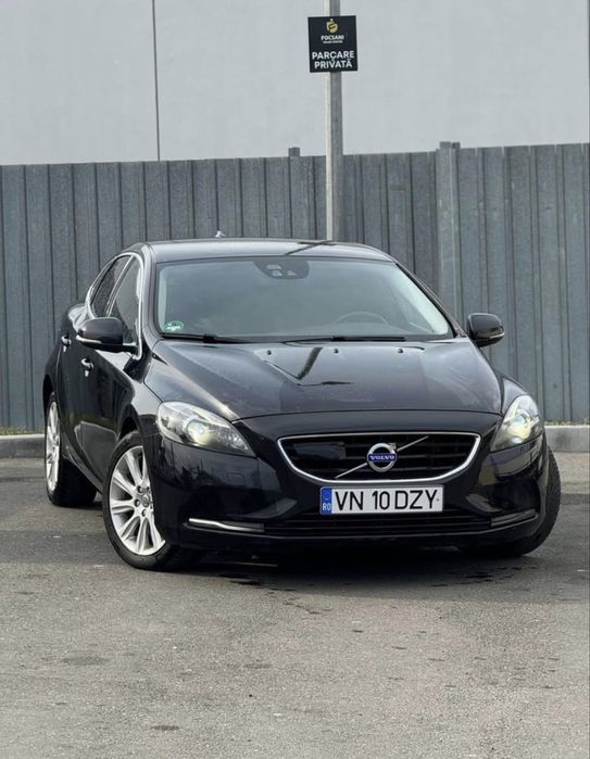 Volvo V40 2015
