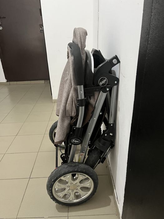 Продам б/у коляску за 5тыс.