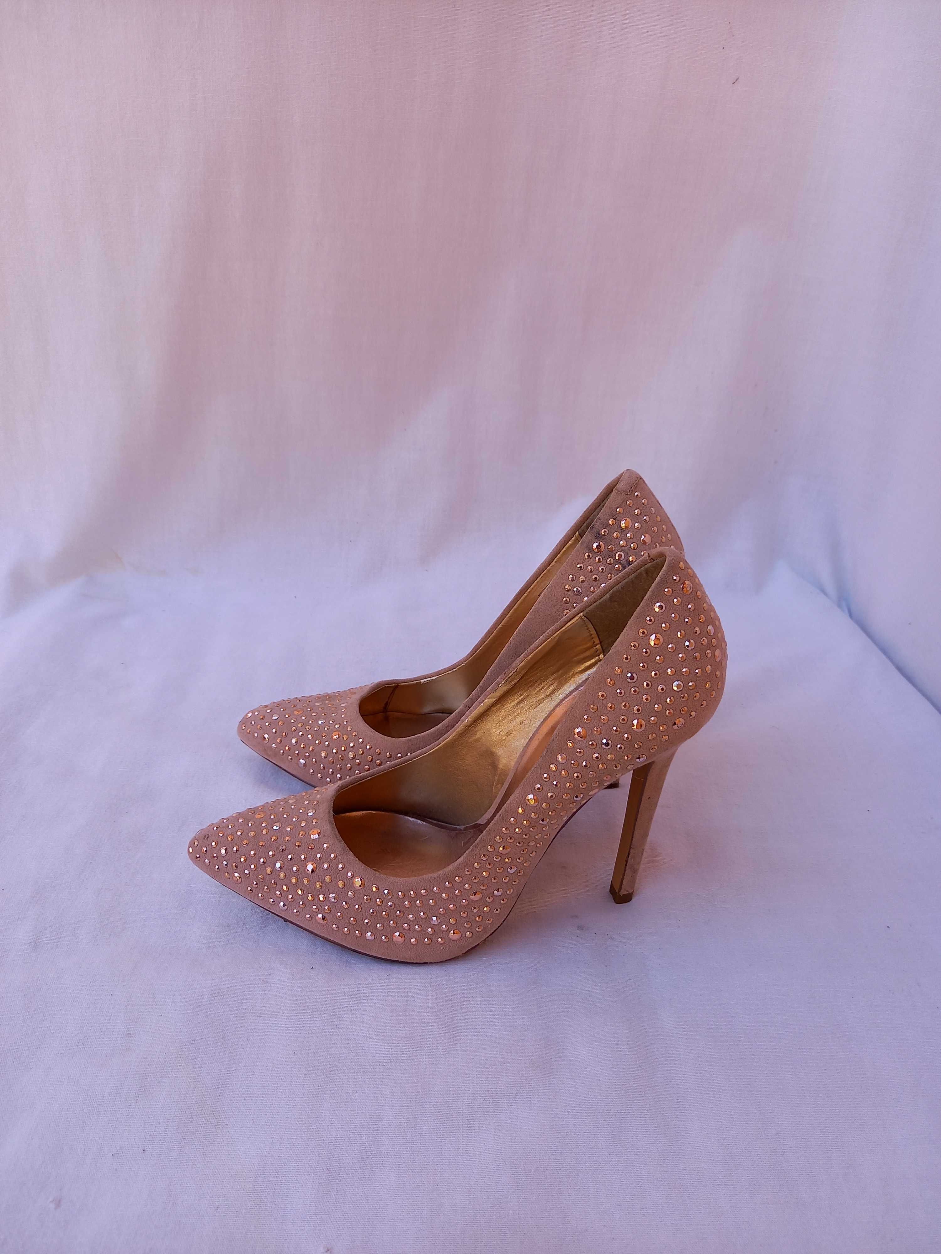 Pantofi cu stiletto Catwalk, cu pietre, roz deschis Vasad •