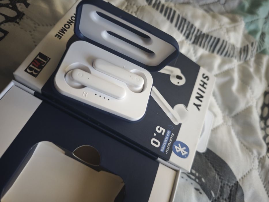 TnB Shiny безжични слушалки