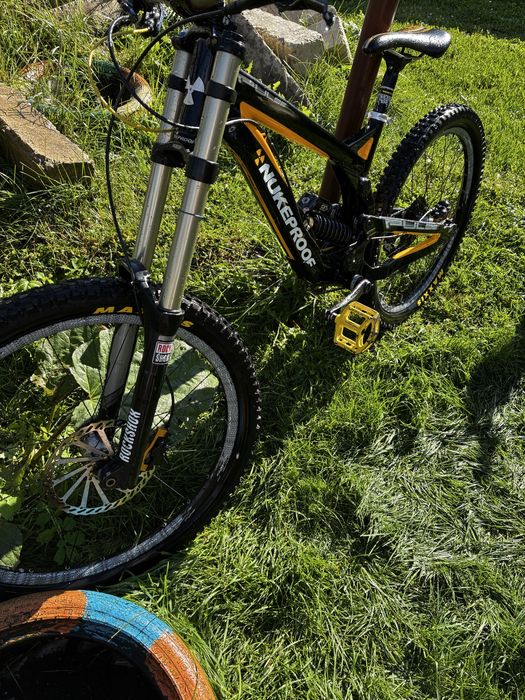 URGENT!!!Vand nukeproof pulse dh 2014