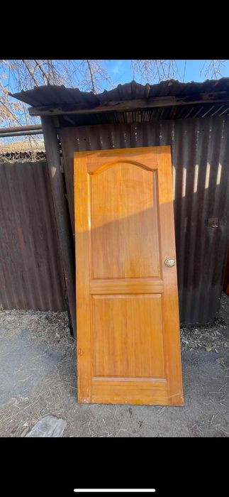 Деревянные двери