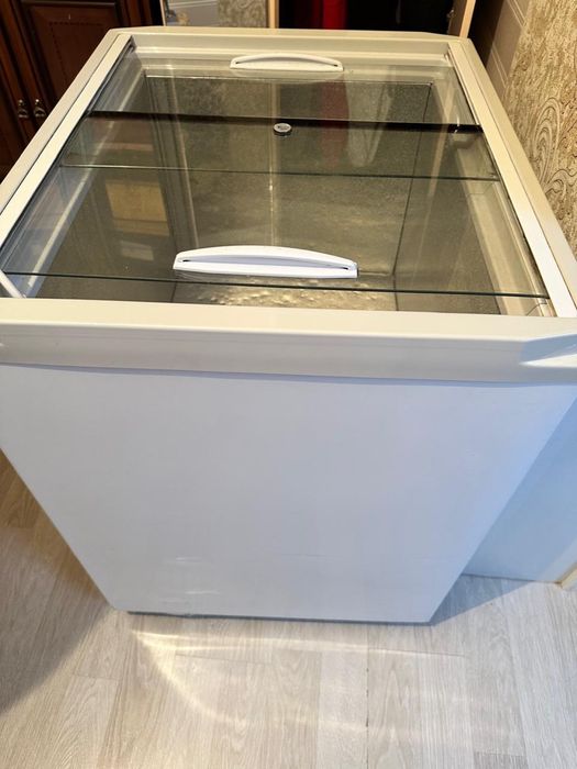 Продам морозильную камеру,морозилку