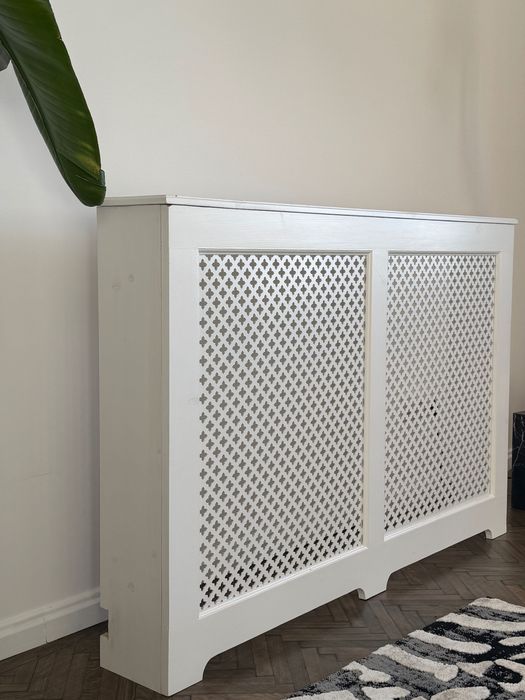 Masca alba pentru calorifer , din lemn