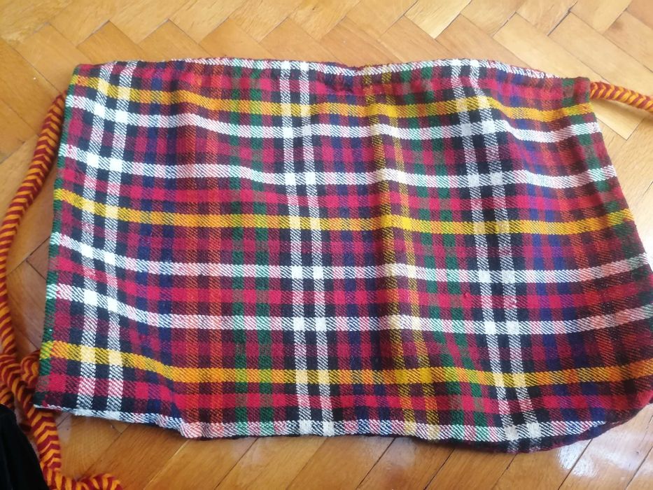 Автентично вълнено  ръчно тъкано цедило