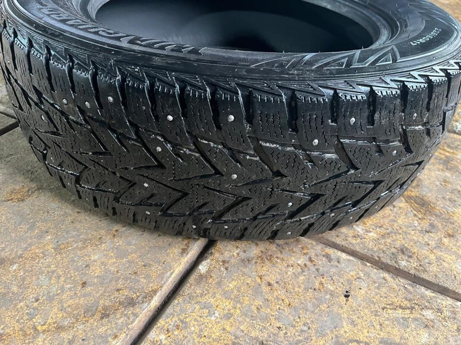 Продам зимние шины