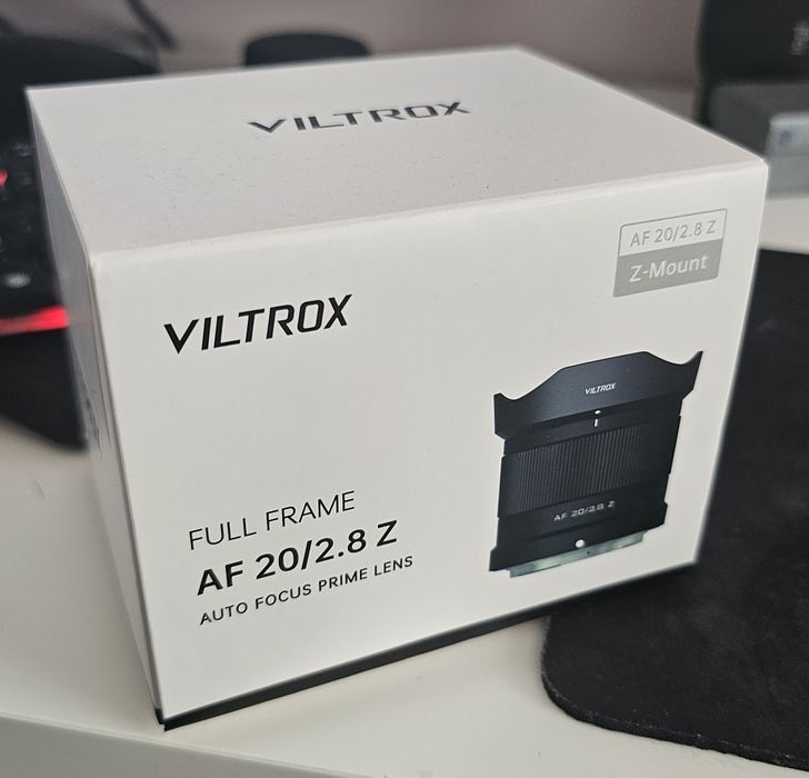 Nikon Z6 , Viltrox 20 si grip