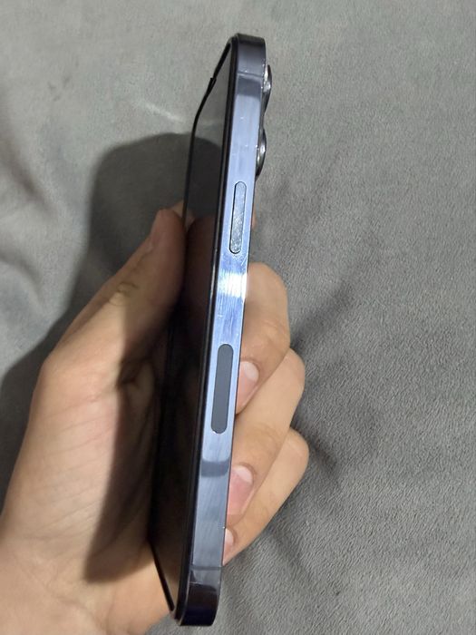 iPhone 13 Pro Sierra Blue