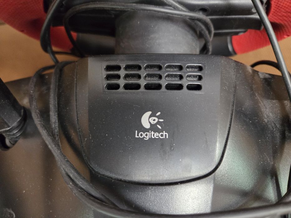 Volan gaming Logitech Formula force  pentru PC