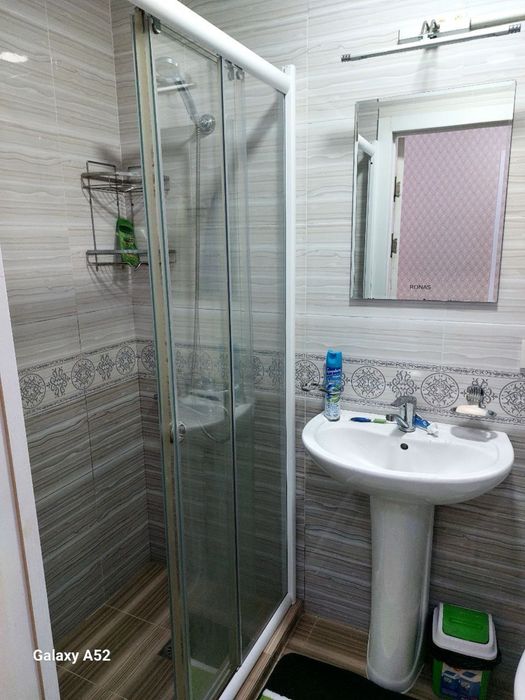 Ijaraga beriladi oilaga va 3 ta qizlarga 1 xonali