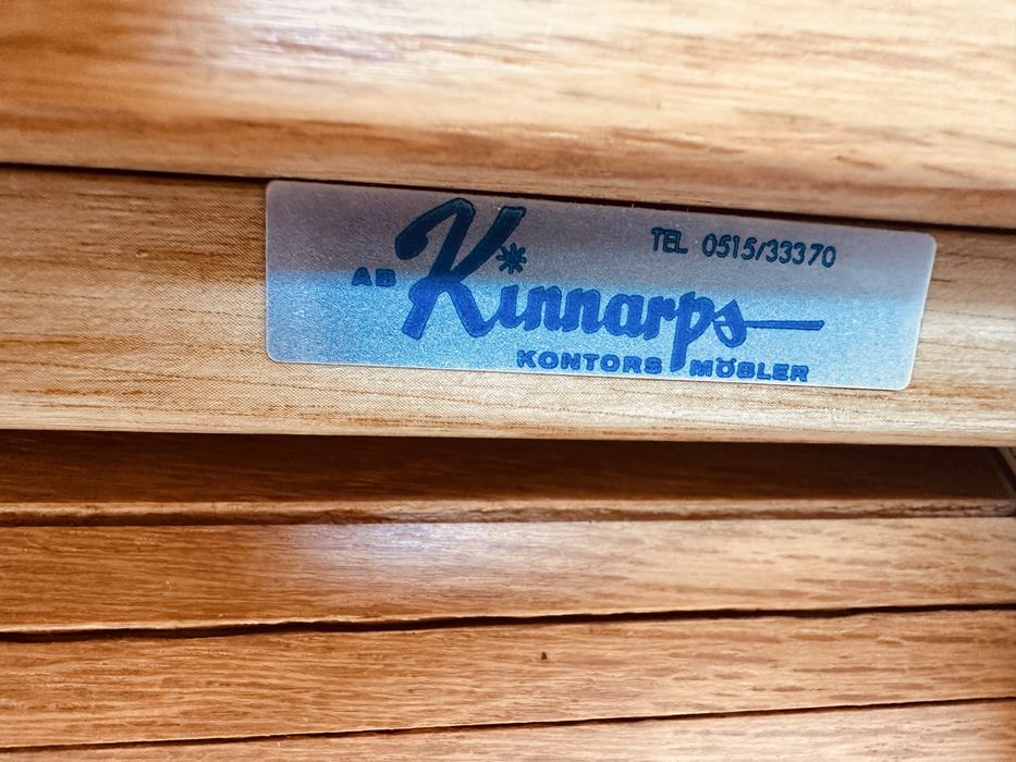 Шведско винтидж бюро AB Kumops с плъзгащи tambour врати