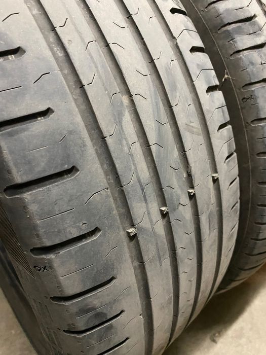 Гуми 215/55/17 Continental EcoContact 5