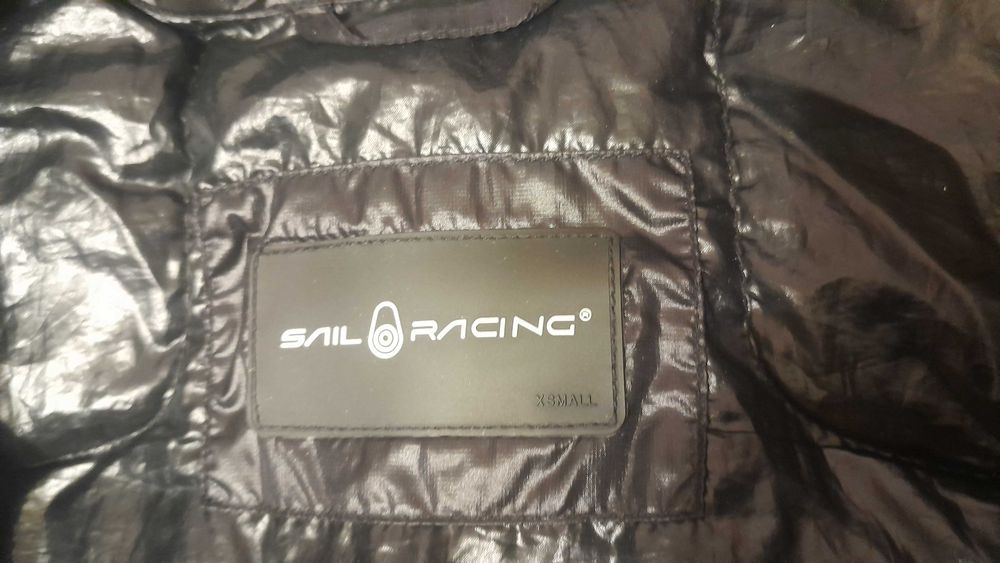 Черно преходно дамско яке  с пух