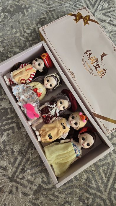 Куклы шарнирные  новые в коробке