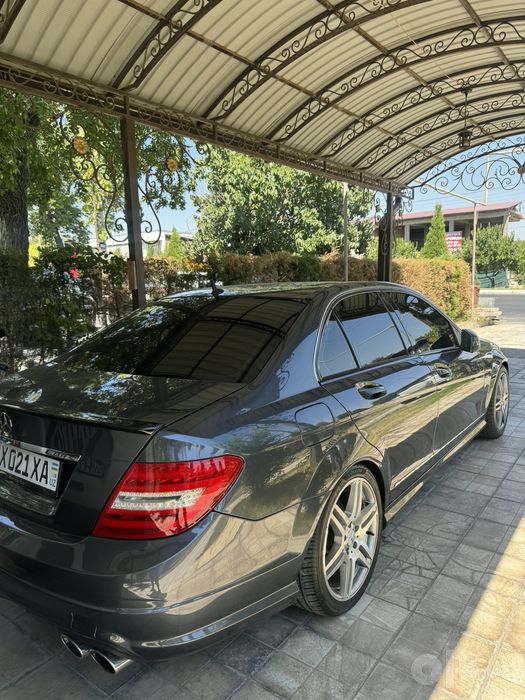 Mercedes-benz W204 C300 4matic