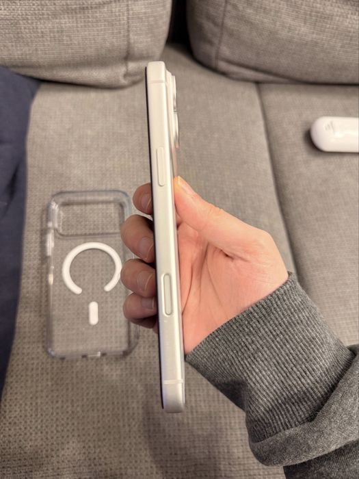 Iphone 17 pro max silver