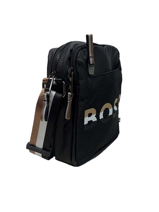 Мъжка чанта Hugo Boss 008 !