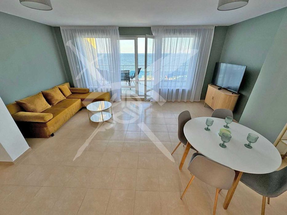 Тристаен в Равда