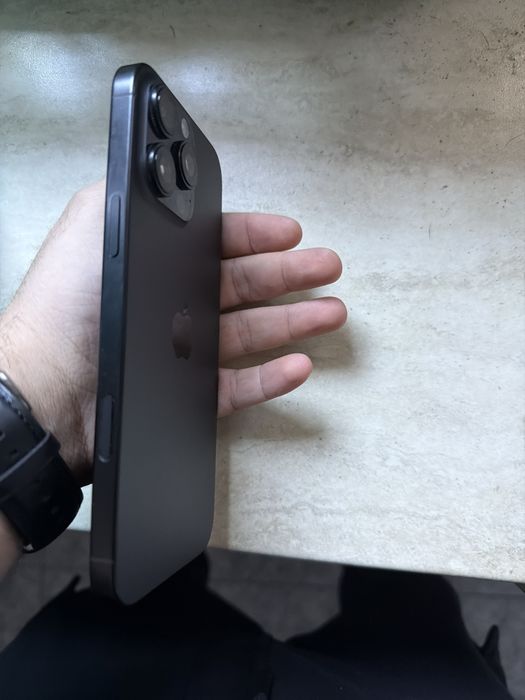 Iphone 16 pro max 256!