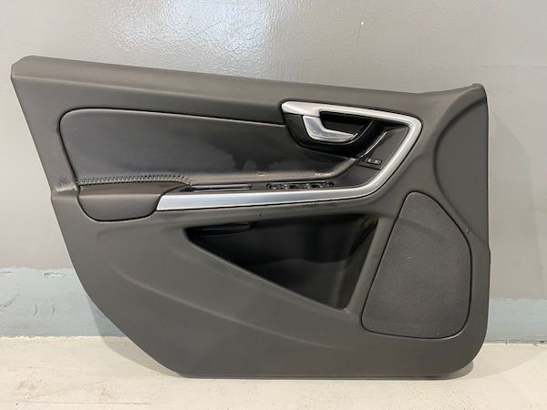 Fata de usa stanga fata Volvo S60 V60 OCEAN RACE 8635891 8635849
