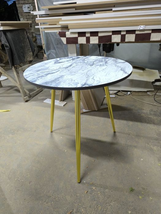 Столик для двоих