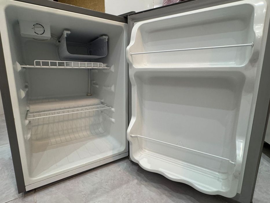 Продается холодильник б/ у бирюса.