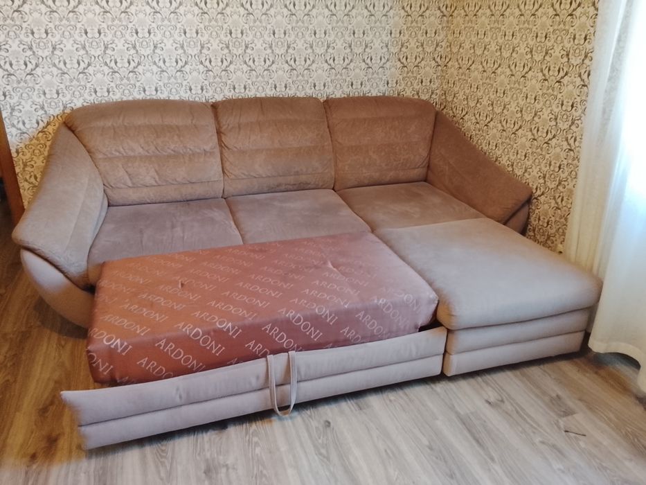 Продается диван кровать состояние хорошее