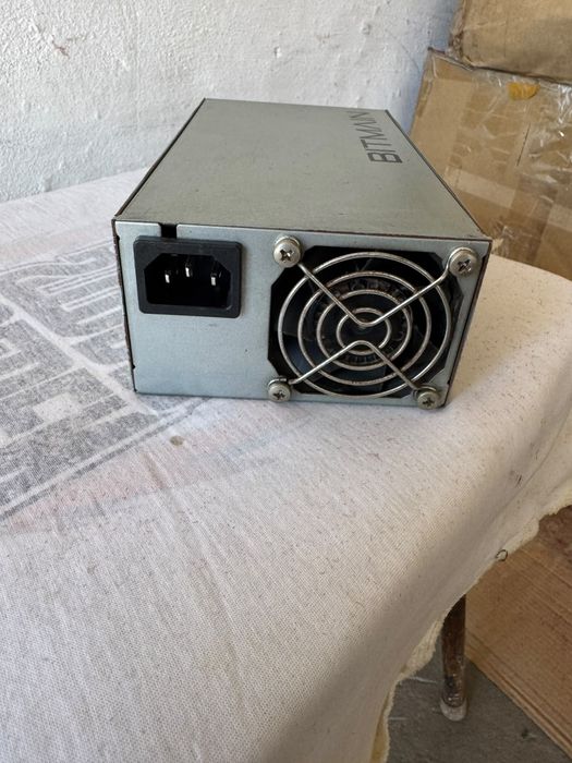 Продам Блок Питания BITMAIN 1600w
